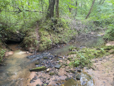 900 Acres